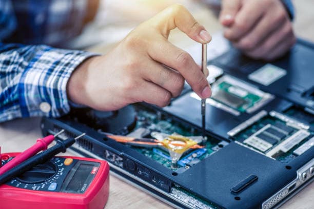 Technician working at Laptop Solutions